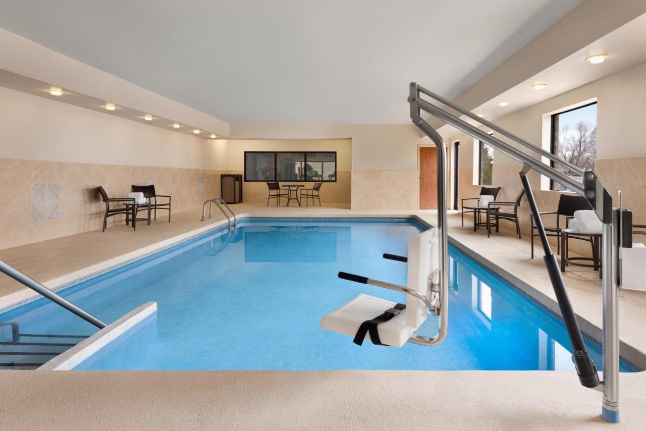 Holiday Inn Express Hotel & Suites Edmond By Ihg Zewnętrze zdjęcie