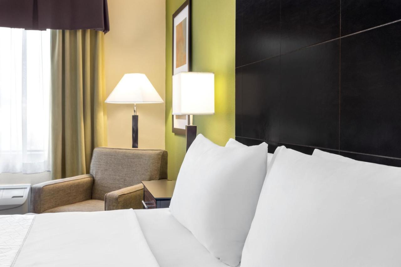 Holiday Inn Express Hotel & Suites Edmond By Ihg Zewnętrze zdjęcie
